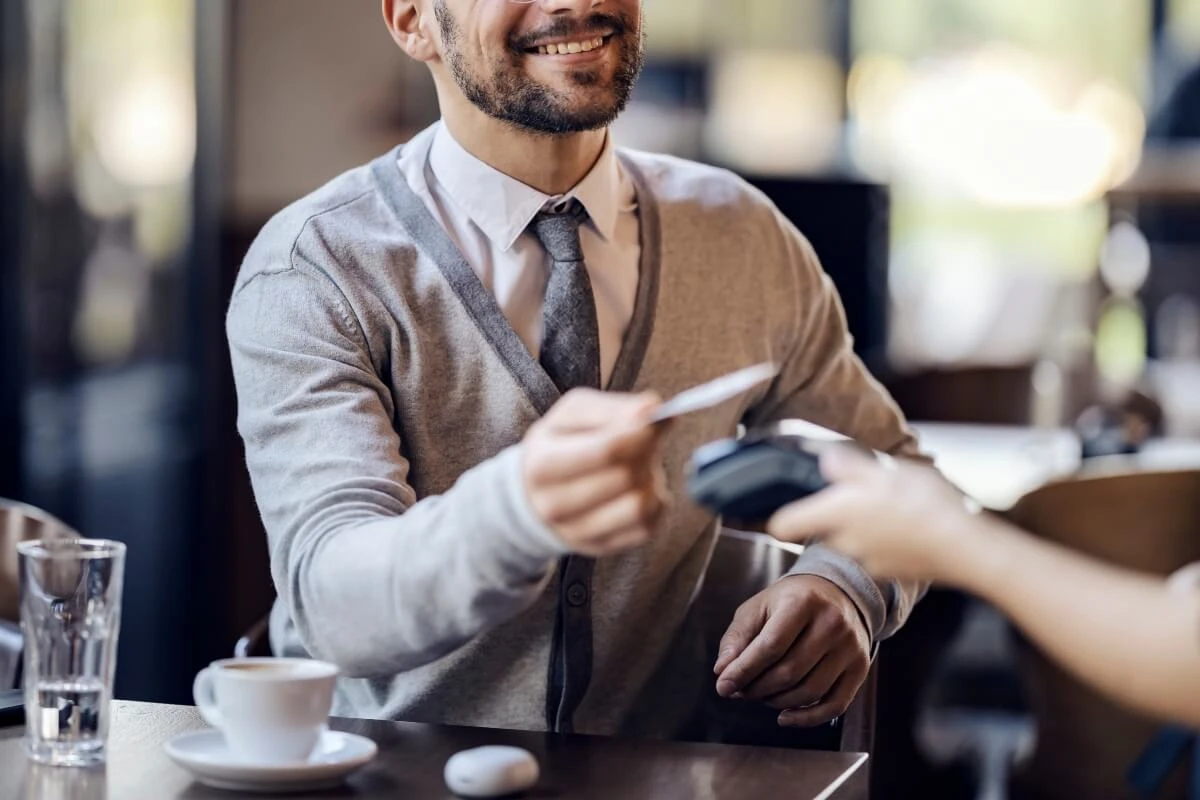 Quanto costa il POS per un negozio