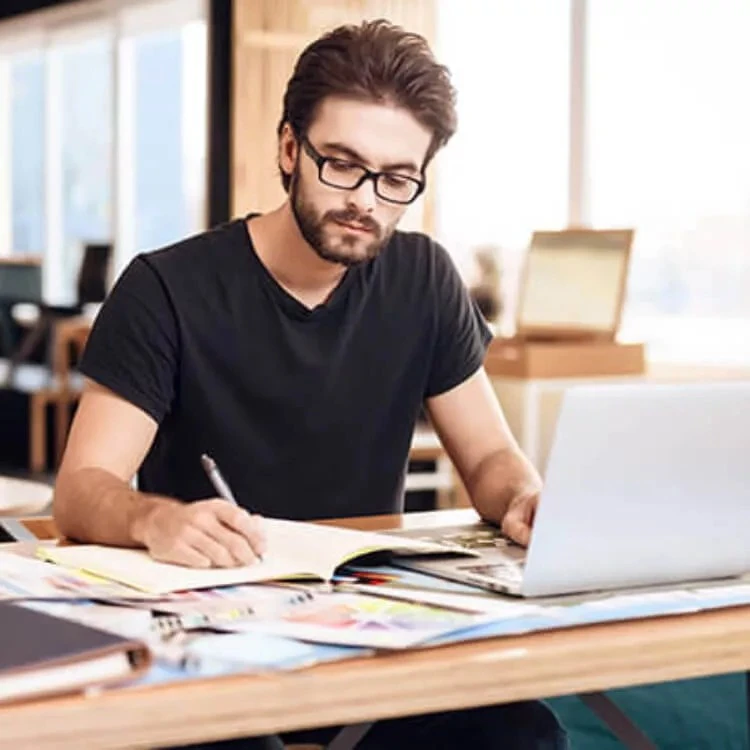 Realização de estudos de mercado